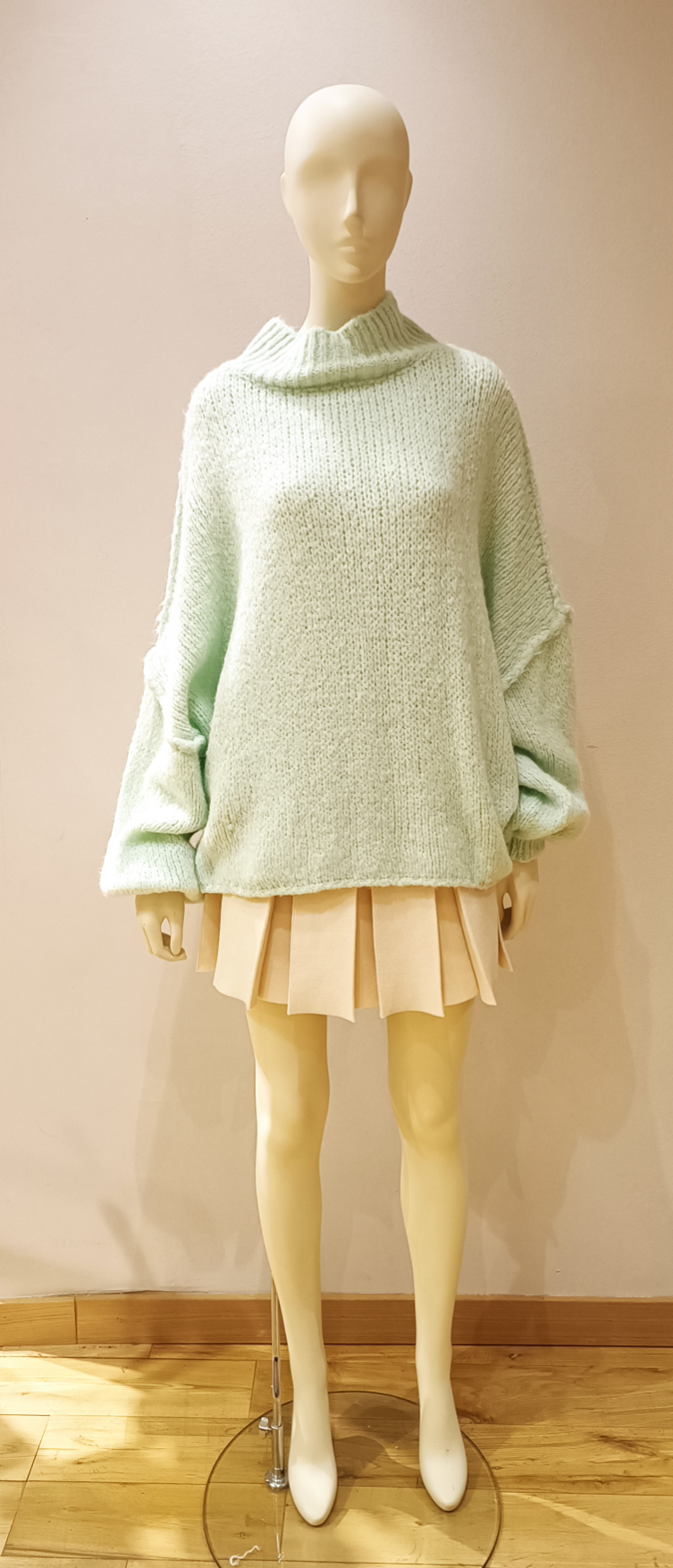 Oversized Pullover mit Aussennähten 'Grün'