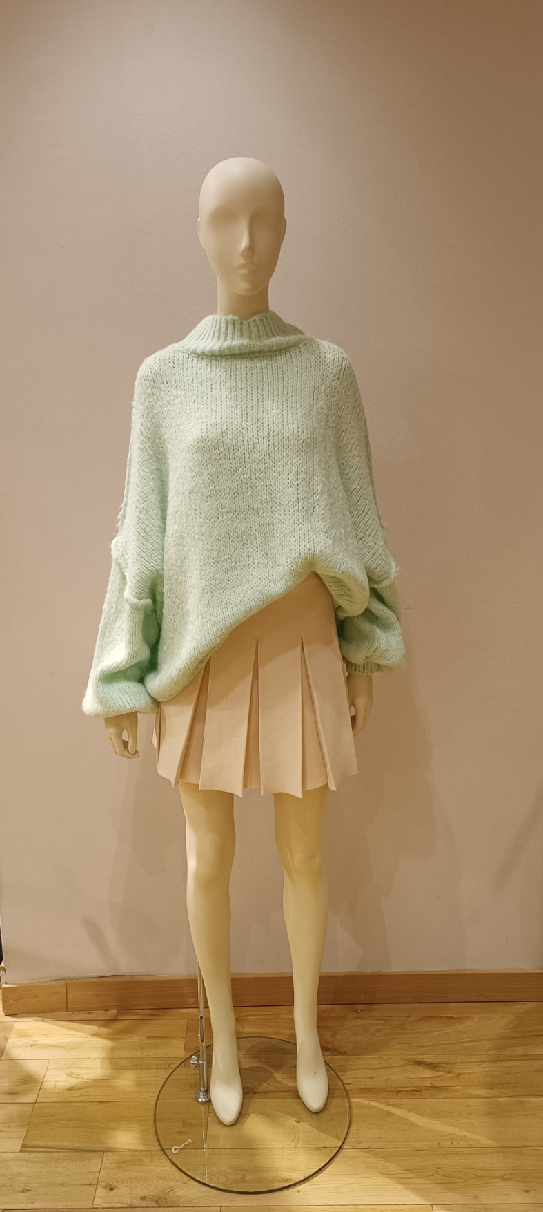 Oversized Pullover mit Aussennähten 'Grün'