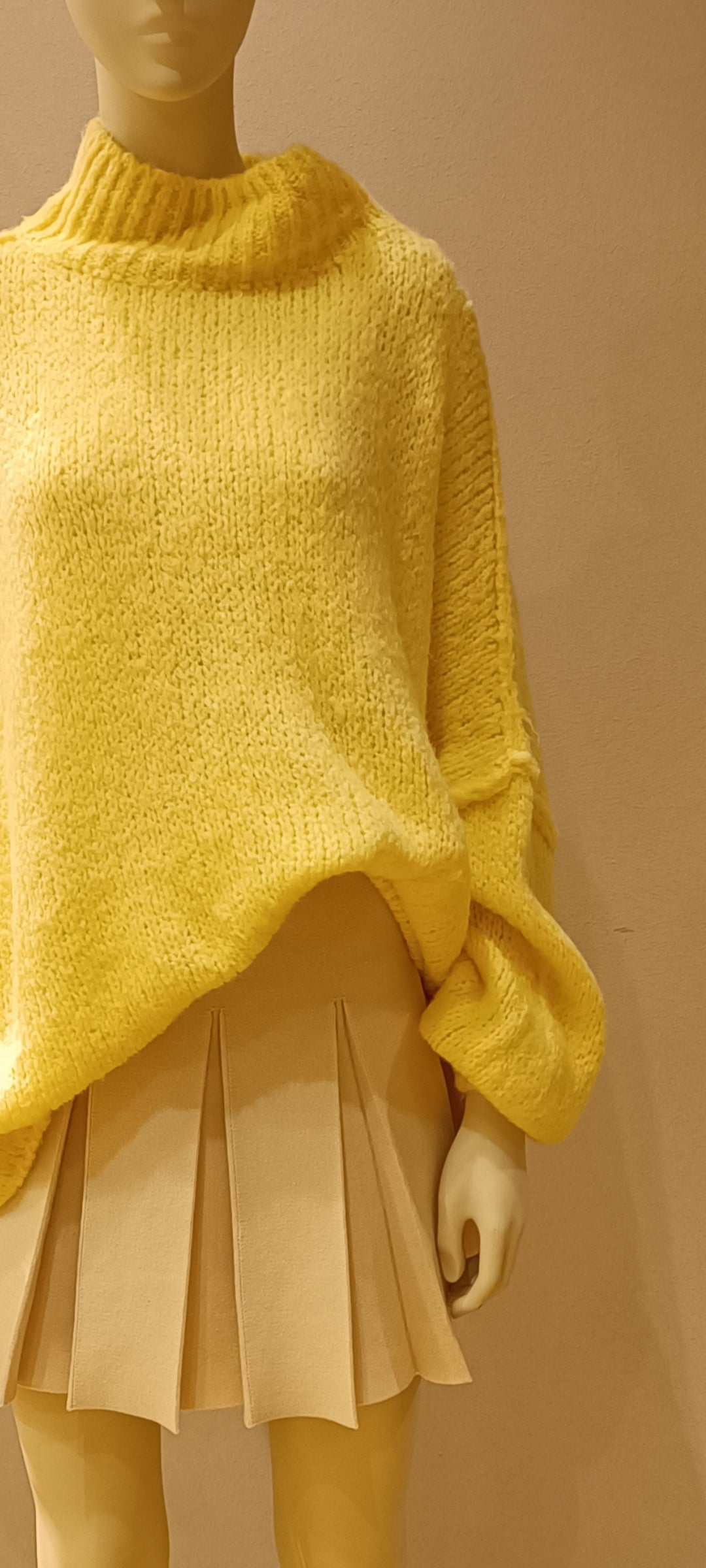Oversized Pullover mit Aussennähten 'Gelb'