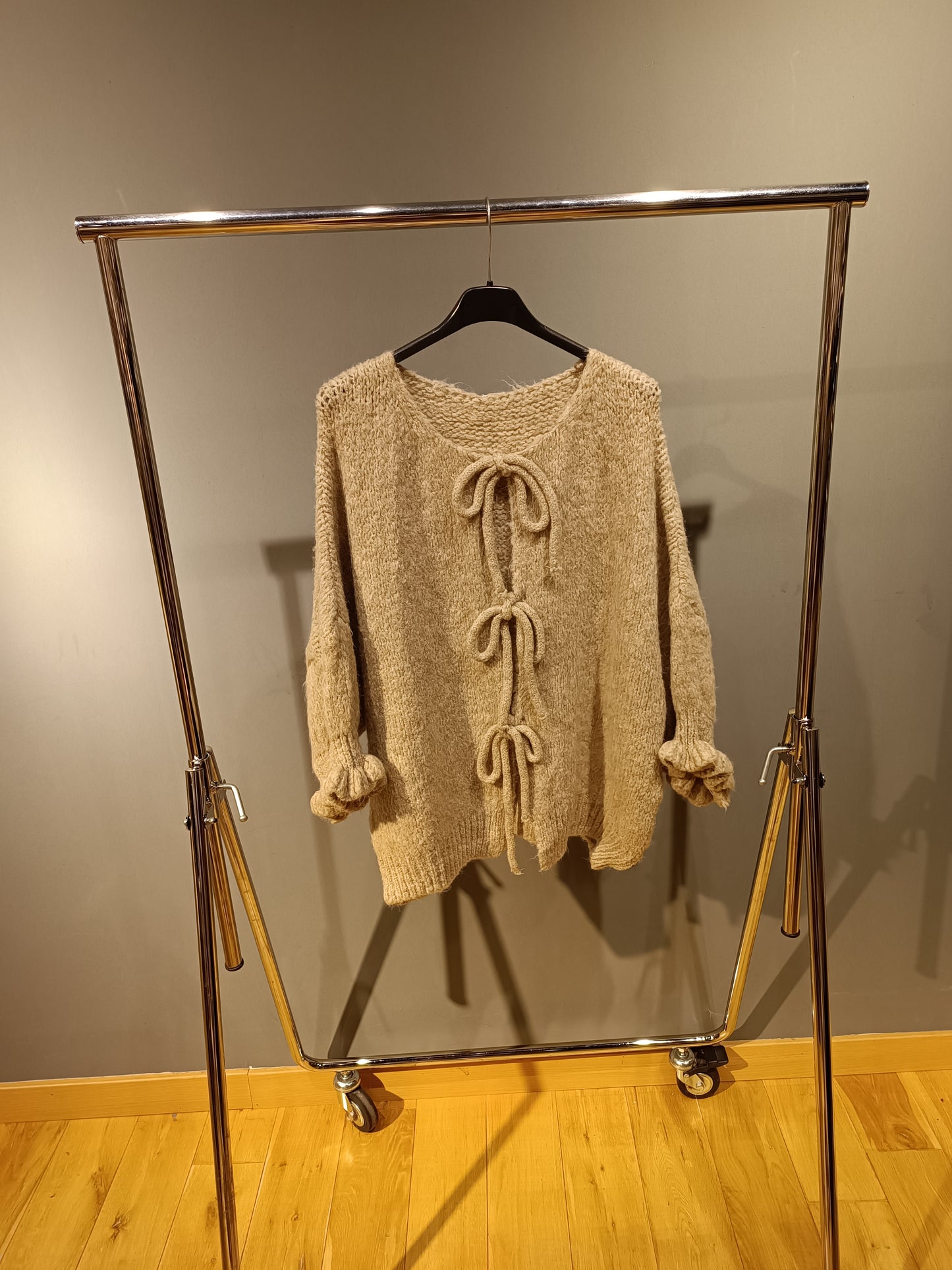 Flausch Cardigan mit Schleifen 'Beige'